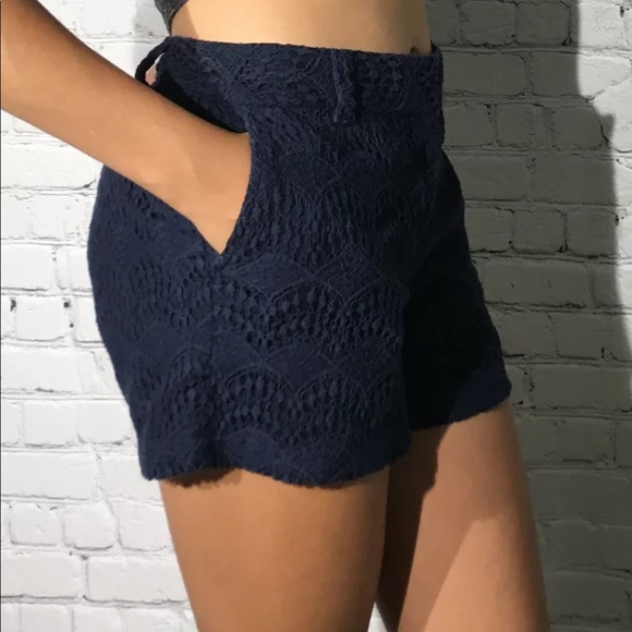 Ann Taylor size 4 shorts - Picture 3 of 4